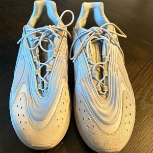 Adidas Ozelia Men's Sneakers Size 12.5 Light Gray Casual Athletic Shoes‎